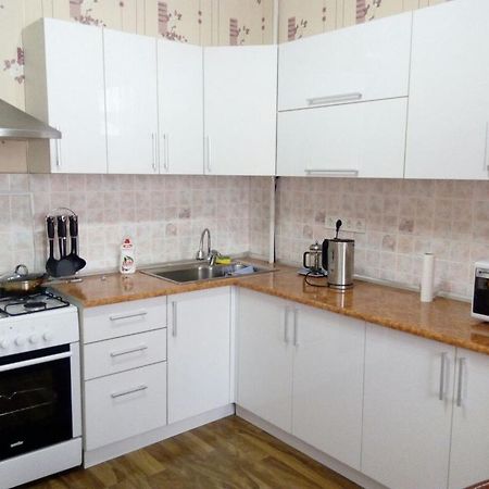 Bishkek Maximus Apartament 2 Екстериор снимка