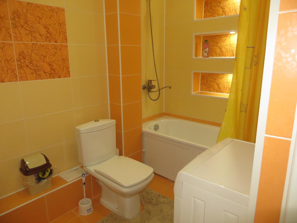 Bishkek Maximus Apartament 2 Екстериор снимка